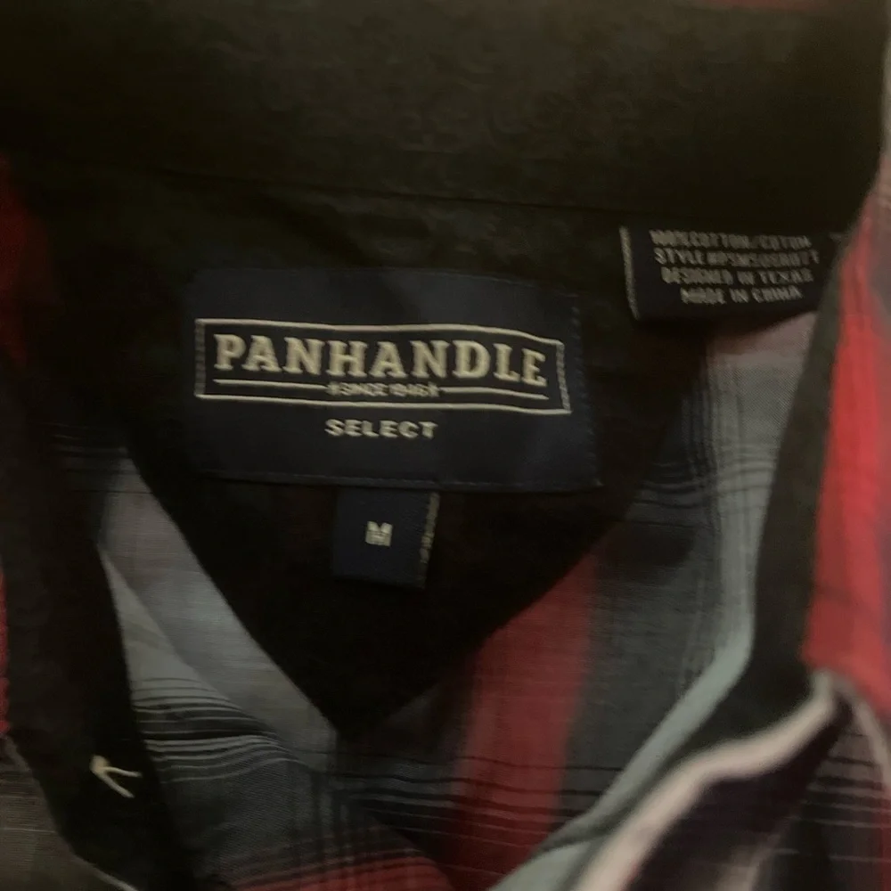 Panhandle Mens Western shirt.  NWT mens medium